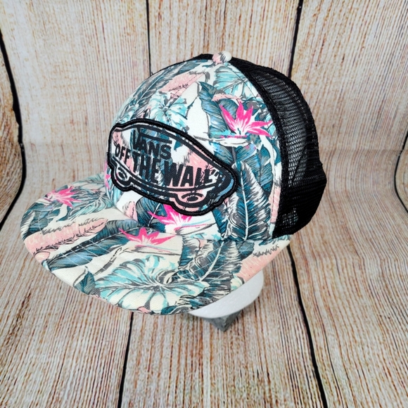 Vans Other - Vans Floral Vintage Trucker Hat Snapback